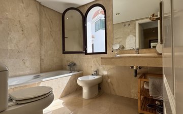 Property slide 18