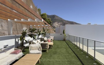 Property slide 16