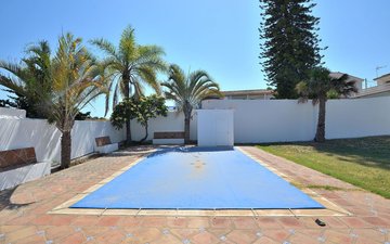 Property slide 43