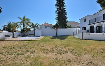 Property slide 44