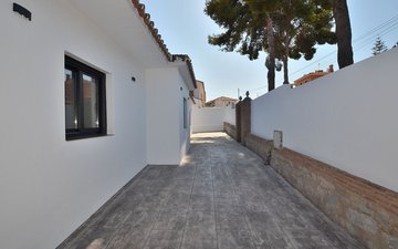 Property slide 48