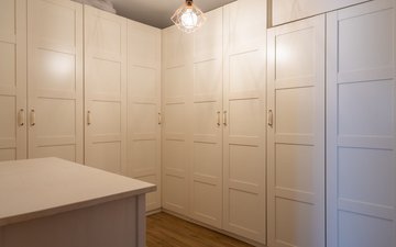 Property slide 18
