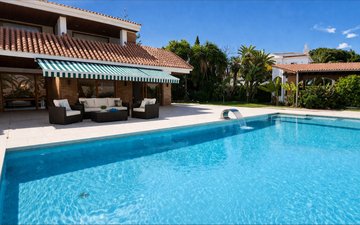 Property slide 18