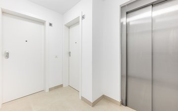 Property slide 18
