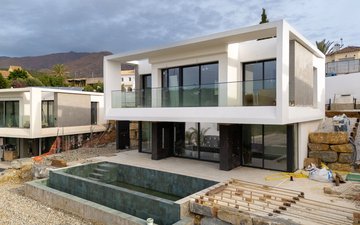 Property slide 10