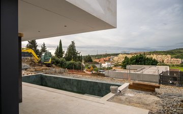 Property slide 17