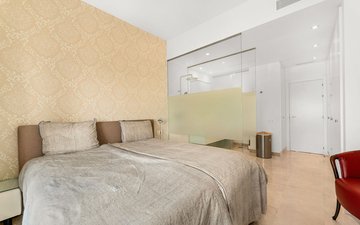 Property slide 10