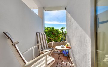 Property slide 20