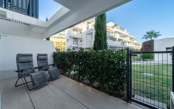 Property slide 18