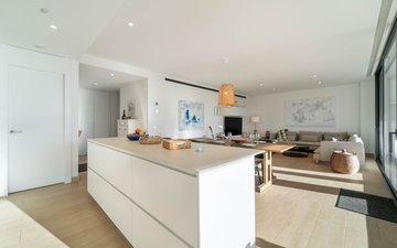 Property slide 32