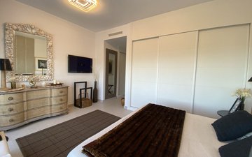 Property slide 42