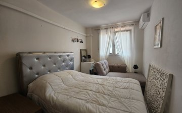 Property slide 8