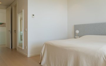 Property slide 6