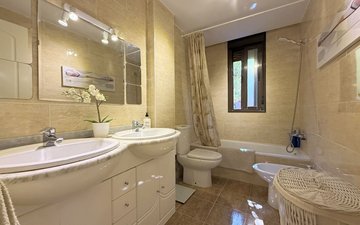 Property slide 14