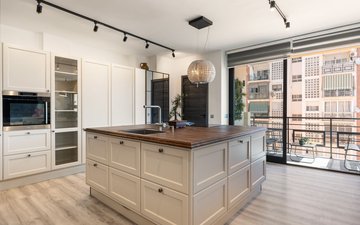 Property slide 18