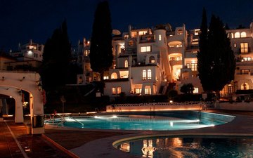 Property slide 20