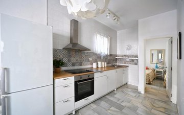 Property slide 7