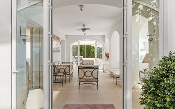 Property slide 10