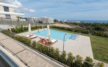 Property slide 18