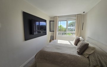 Property slide 23
