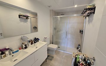 Property slide 25