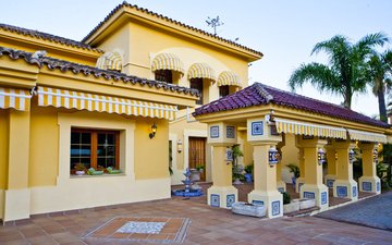 Property slide 16