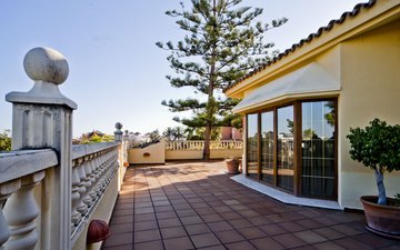 Property slide 33