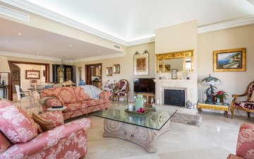 Property slide 8