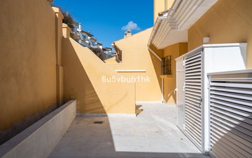Property slide 50