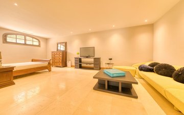 Property slide 42