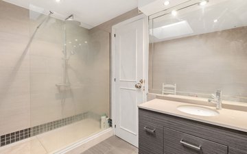 Property slide 10