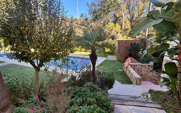 Property slide 17