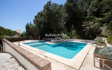 Property slide 25