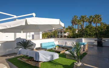 Property slide 24