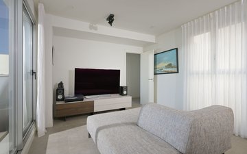 Property slide 5