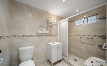 Property slide 10