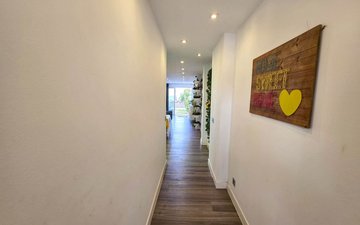 Property slide 17