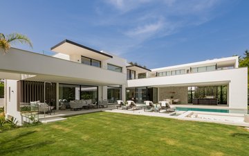Property slide 24