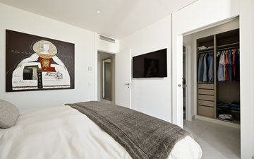 Property slide 15
