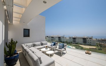 Property slide 43