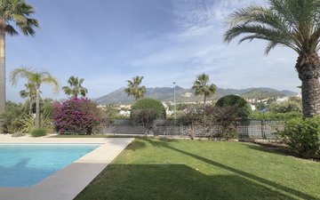 Property slide 14