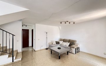 Property slide 19