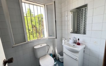 Property slide 9