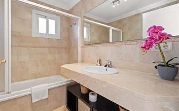 Property slide 14