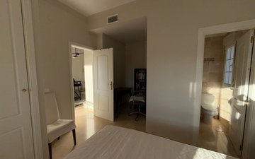 Property slide 18