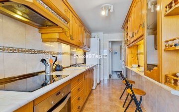 Property slide 10