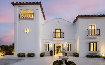 Property slide 19