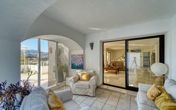 Property slide 17