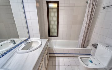 Property slide 18