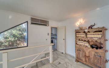 Property slide 20